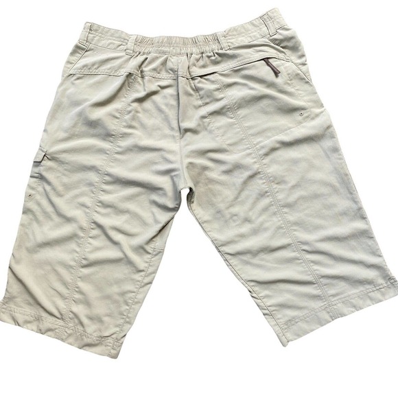 Columbia Psych to Hike Women Shorts - Lightweight Omni-Shade- Size 12 - Picture 2 of 11